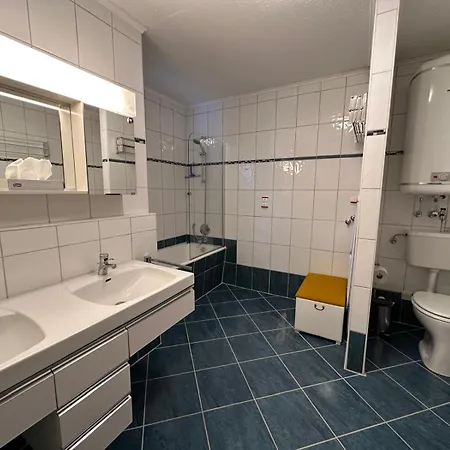 Zirbe Apartment *